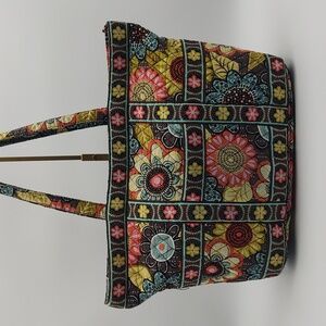 Vera Bradley Tic Tac Tote Flower Shower Large Bag Travel Errands Washable